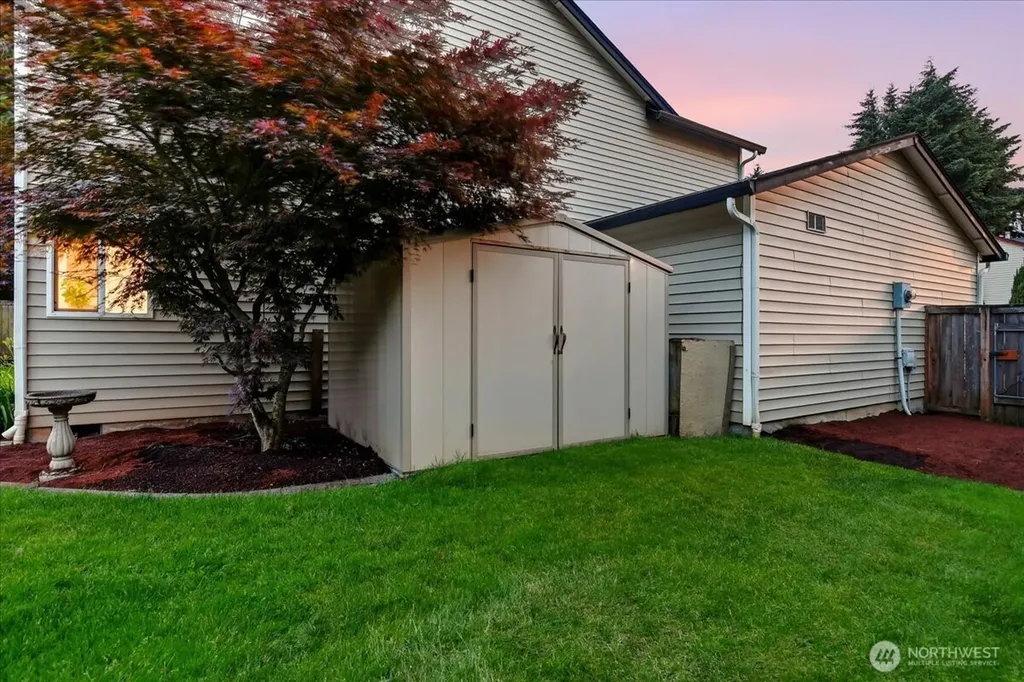 1109 SE 182nd Avenue Vancouver WA 98683