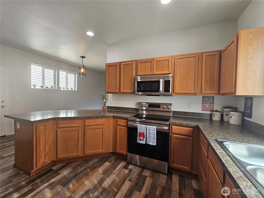 8712 Oslo Lane NE Lacey WA 98506