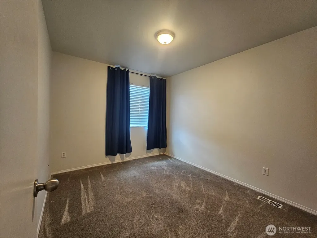 8712 Oslo Lane NE Lacey WA 98506