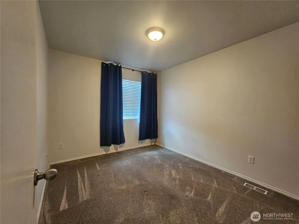 8712 Oslo Lane NE Lacey WA 98506