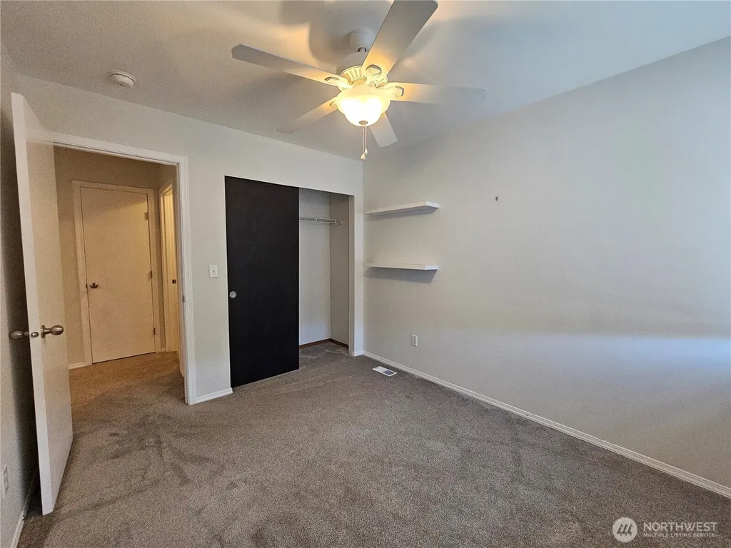 8712 Oslo Lane NE Lacey WA 98506
