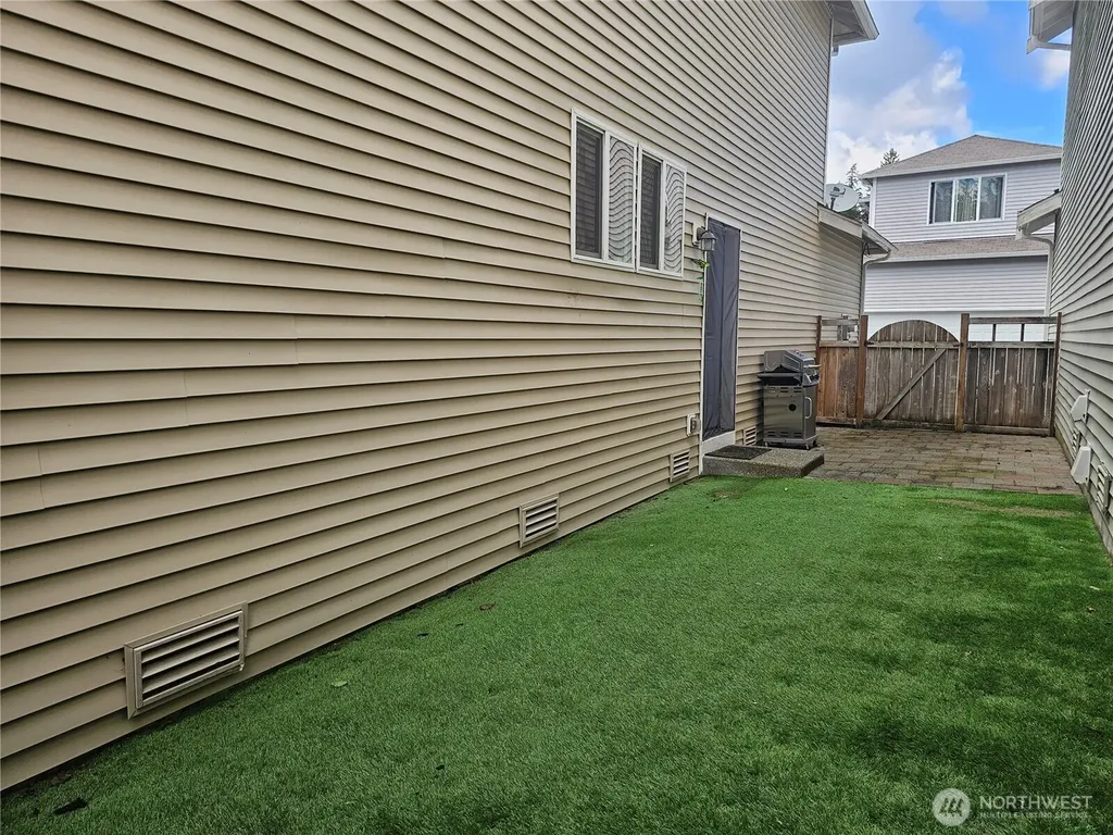 8712 Oslo Lane NE Lacey WA 98506