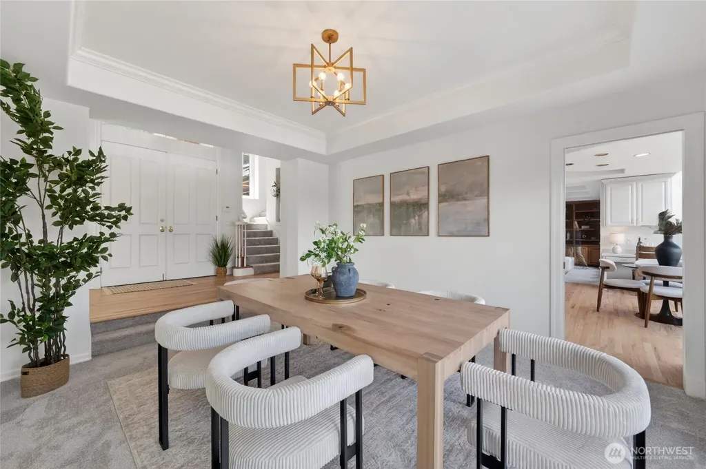 8762 Paisley Drive NE Seattle WA 98115
