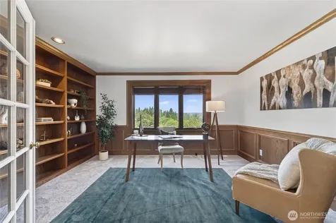 8762 Paisley Drive NE Seattle WA 98115