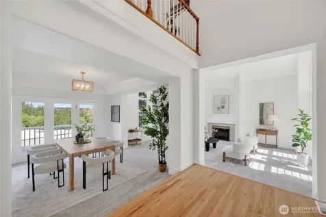 8762 Paisley Drive NE Seattle WA 98115