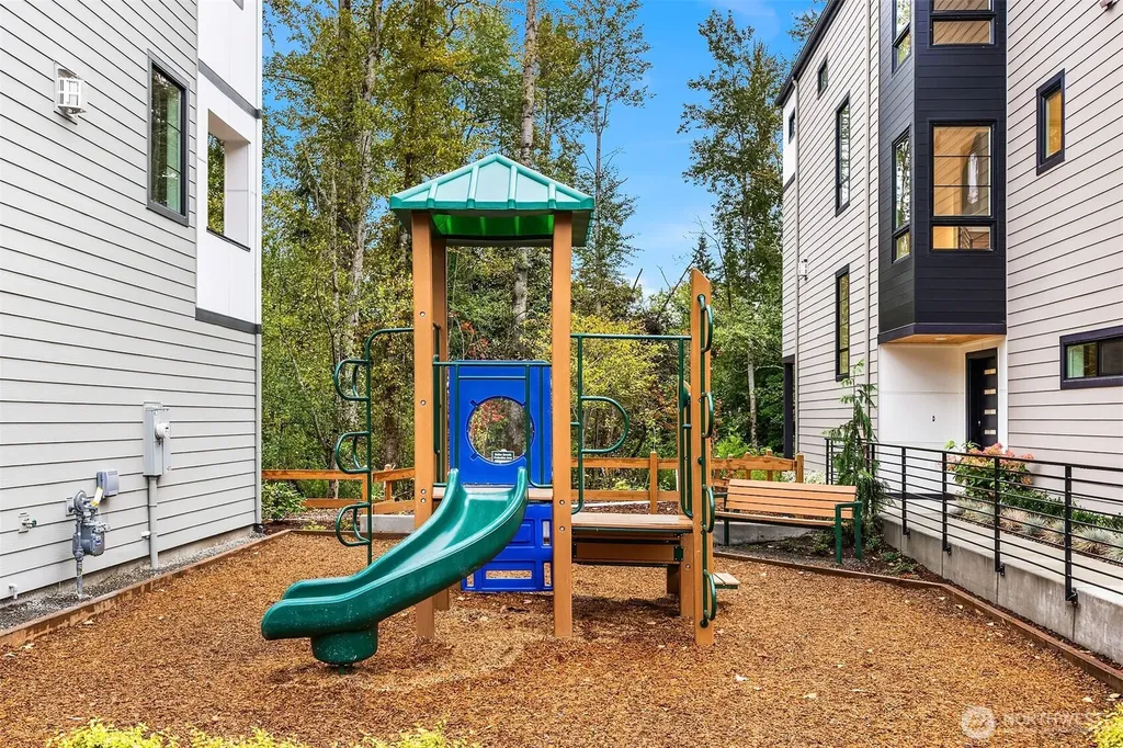 14888 NE 2nd Court Bellevue WA 98007