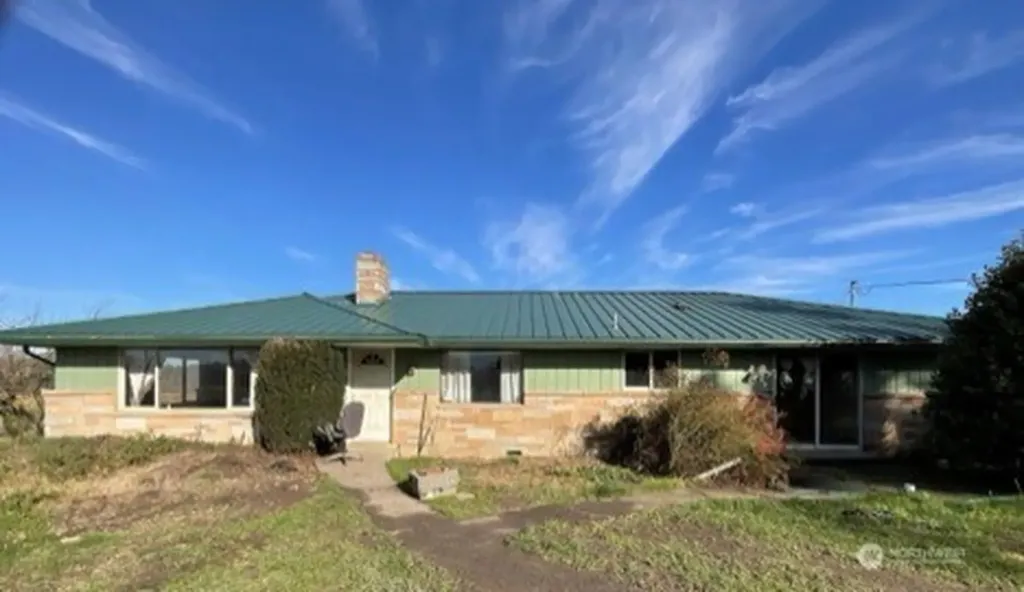 1888 Towne Road Sequim WA 98382