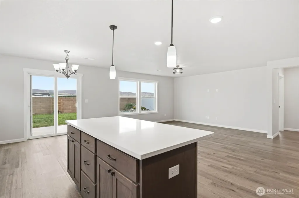725 L St NE Quincy WA 98848