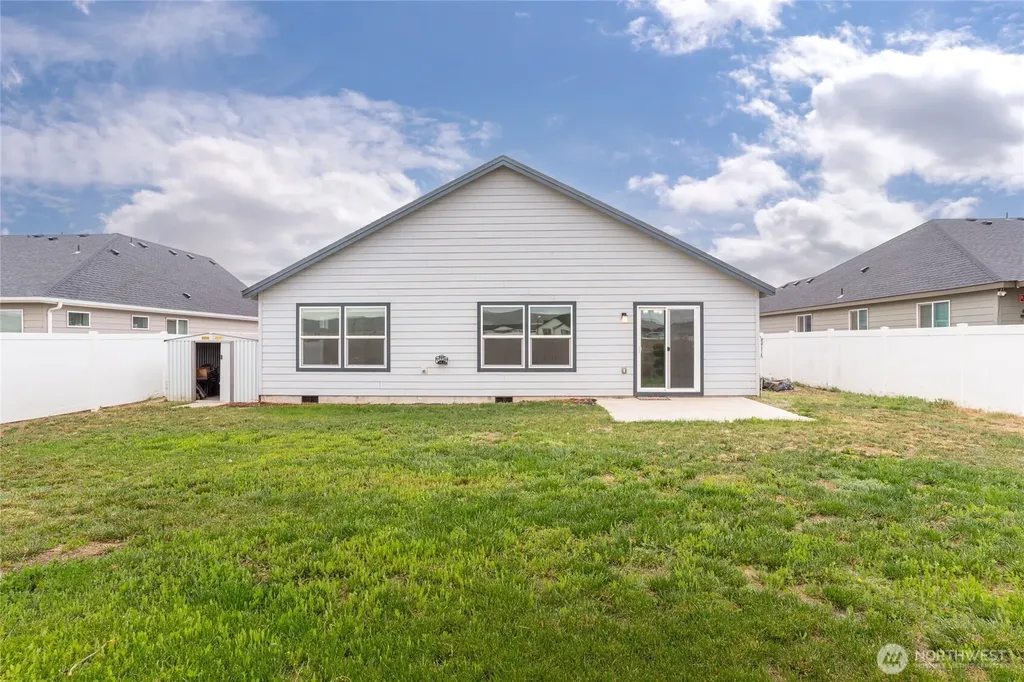 725 L St NE Quincy WA 98848
