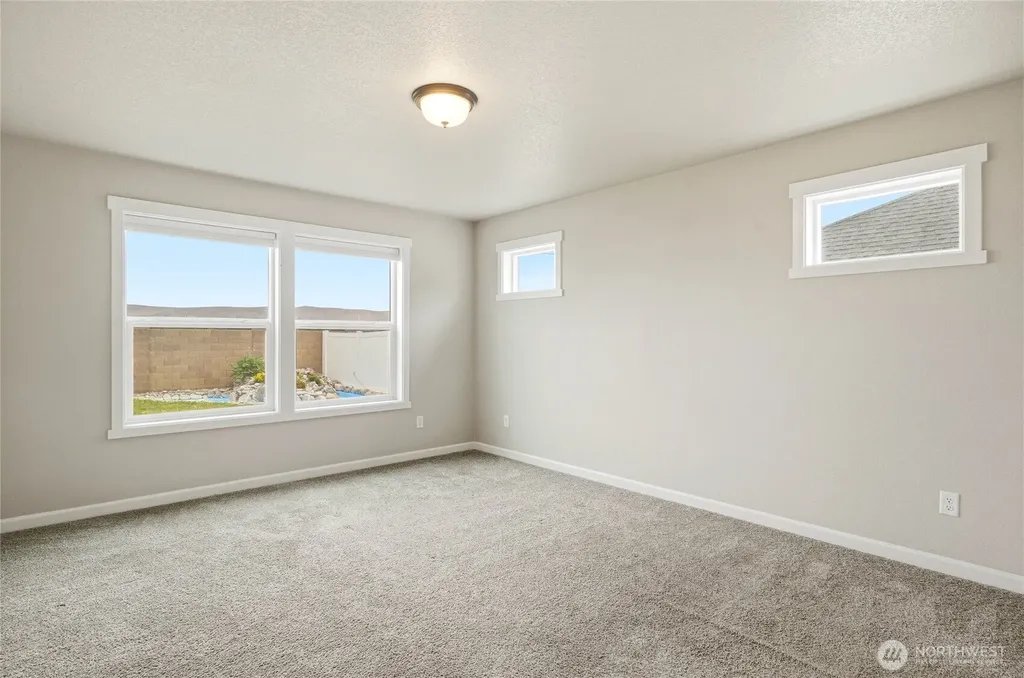 725 L St NE Quincy WA 98848