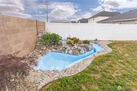 725 L St NE Quincy WA 98848
