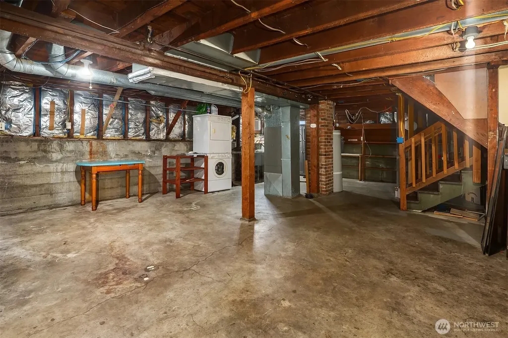 1532 23rd Avenue Seattle WA 98122