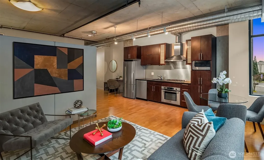 2720 3rd Avenue Seattle WA 98121