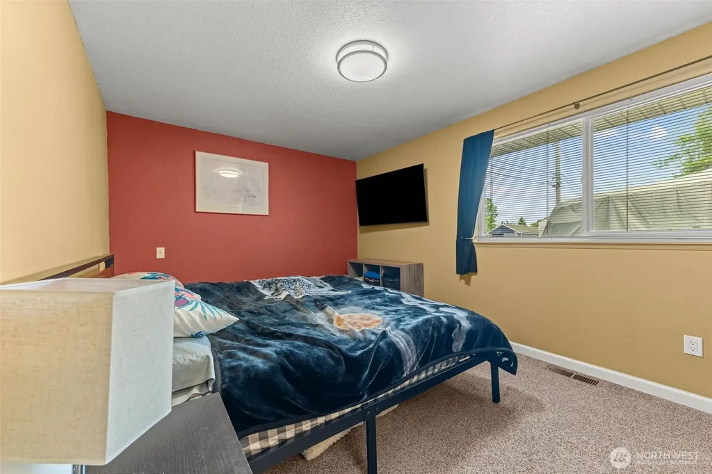 207 S 63rd Street Tacoma WA 98408