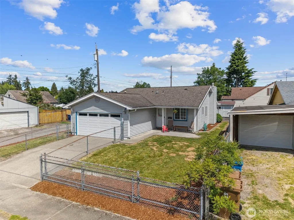 207 S 63rd Street Tacoma WA 98408