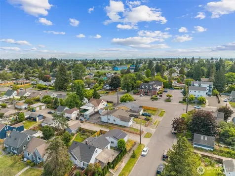 207 S 63rd Street Tacoma WA 98408