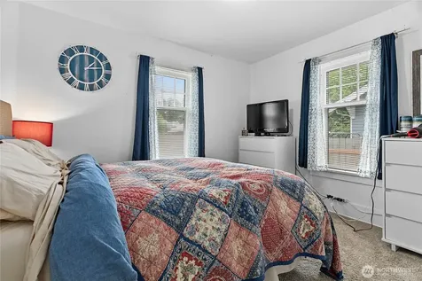 1404 S 2nd Street Mount Vernon WA 98273