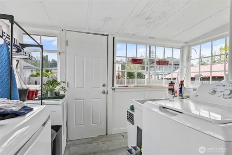 1404 S 2nd Street Mount Vernon WA 98273