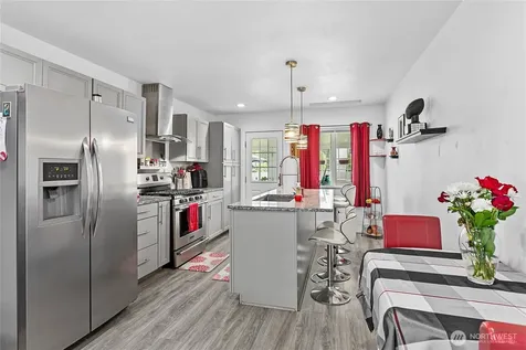 1404 S 2nd Street Mount Vernon WA 98273