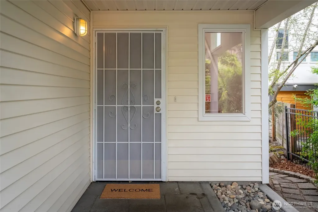 831 19th Avenue S Seattle WA 98144