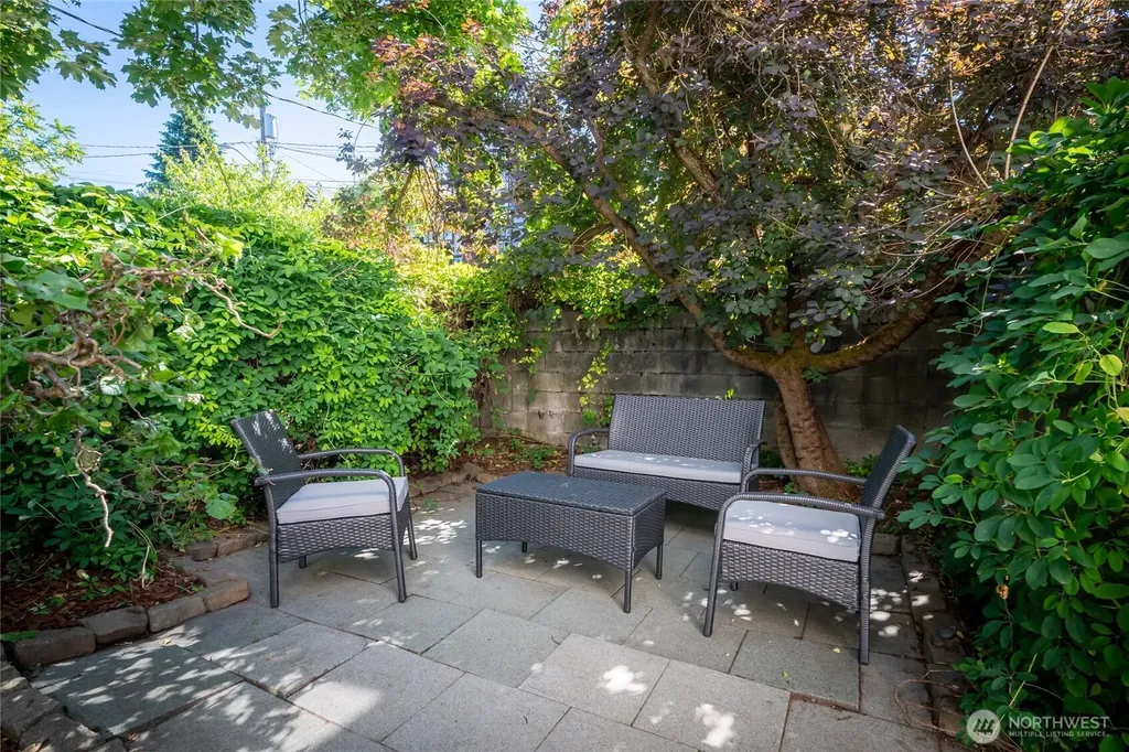 831 19th Avenue S Seattle WA 98144