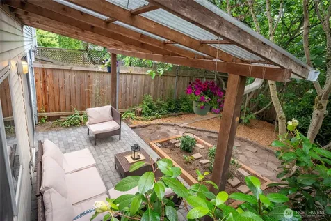 831 19th Avenue S Seattle WA 98144