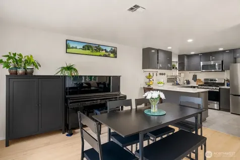 831 19th Avenue S Seattle WA 98144