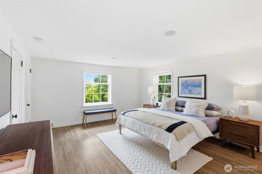 5815 Ann Arbor Avenue NE Seattle WA 98105