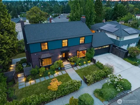 5815 Ann Arbor Avenue NE Seattle WA 98105