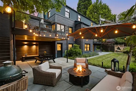 5815 Ann Arbor Avenue NE Seattle WA 98105