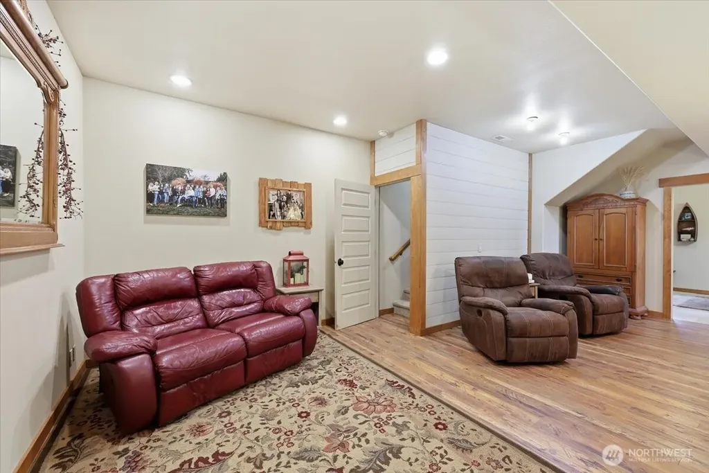 31795 Ringneck Lane East Davenport WA 99122