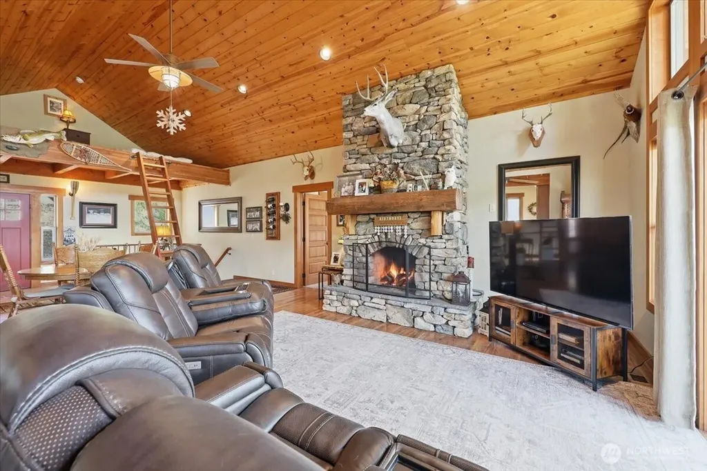31795 Ringneck Lane East Davenport WA 99122