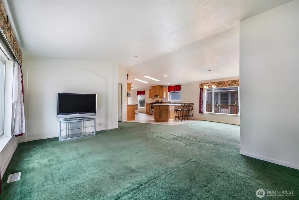 8515 State Avenue Marysville WA 98270