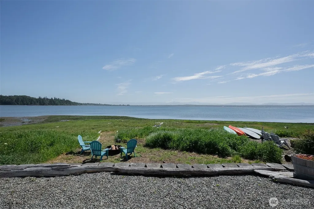 4182 Saltspring Drive Ferndale WA 98248