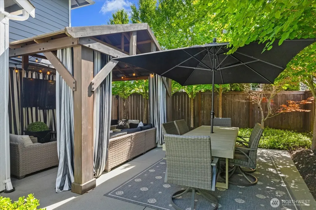2211 238th Place NE Sammamish WA 98074