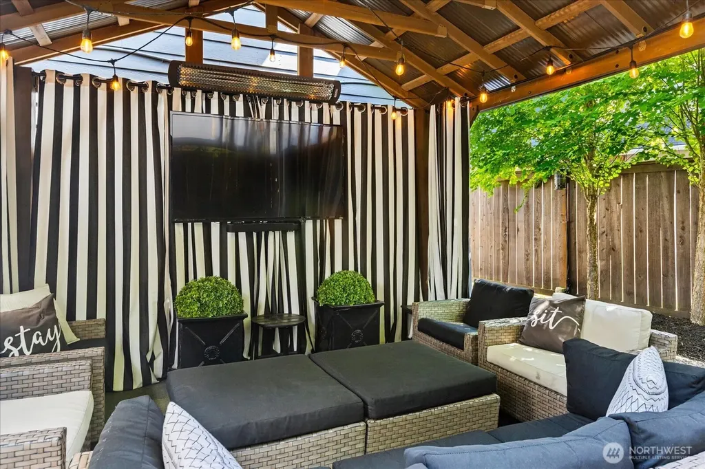 2211 238th Place NE Sammamish WA 98074