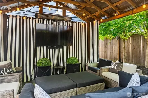 2211 238th Place NE Sammamish WA 98074