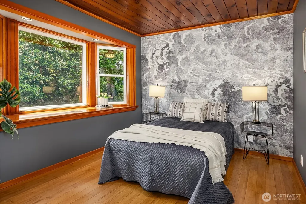 10308 SW 116th Avenue Vashon WA 98070