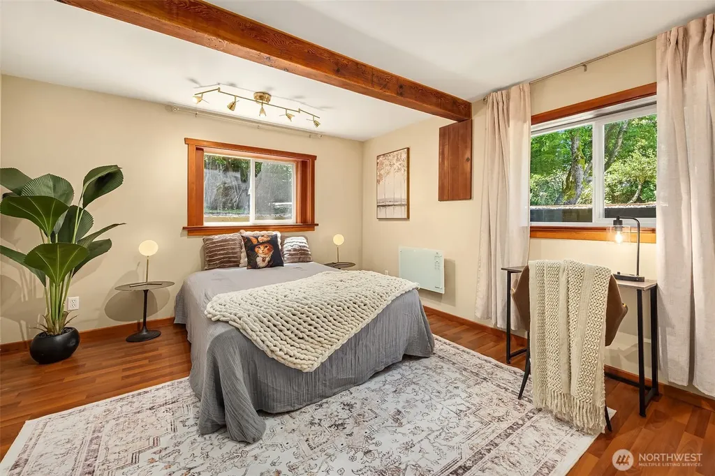 10308 SW 116th Avenue Vashon WA 98070