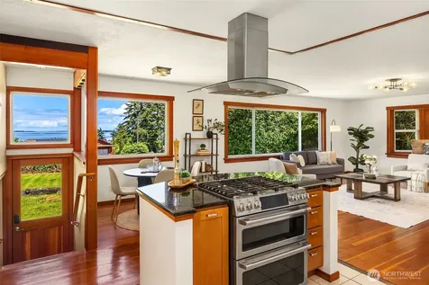 10308 SW 116th Avenue Vashon WA 98070