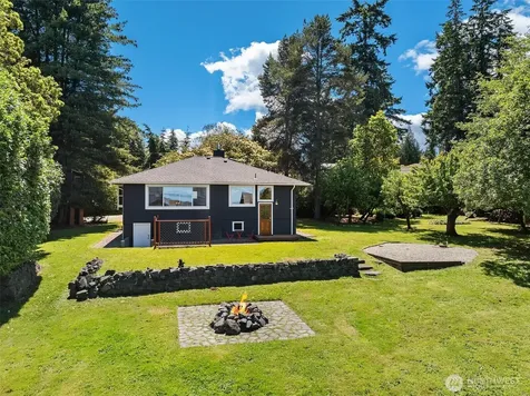 10308 SW 116th Avenue Vashon WA 98070