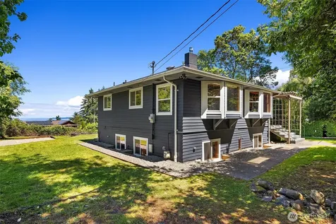 10308 SW 116th Avenue Vashon WA 98070