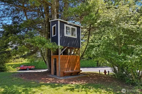 10308 SW 116th Avenue Vashon WA 98070