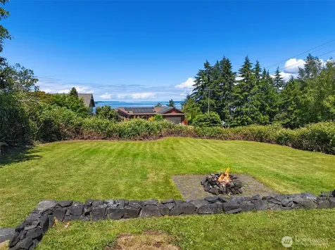 10308 SW 116th Avenue Vashon WA 98070
