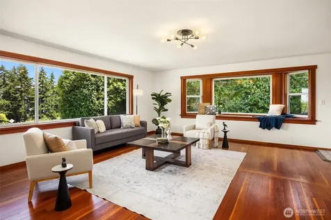 10308 SW 116th Avenue Vashon WA 98070
