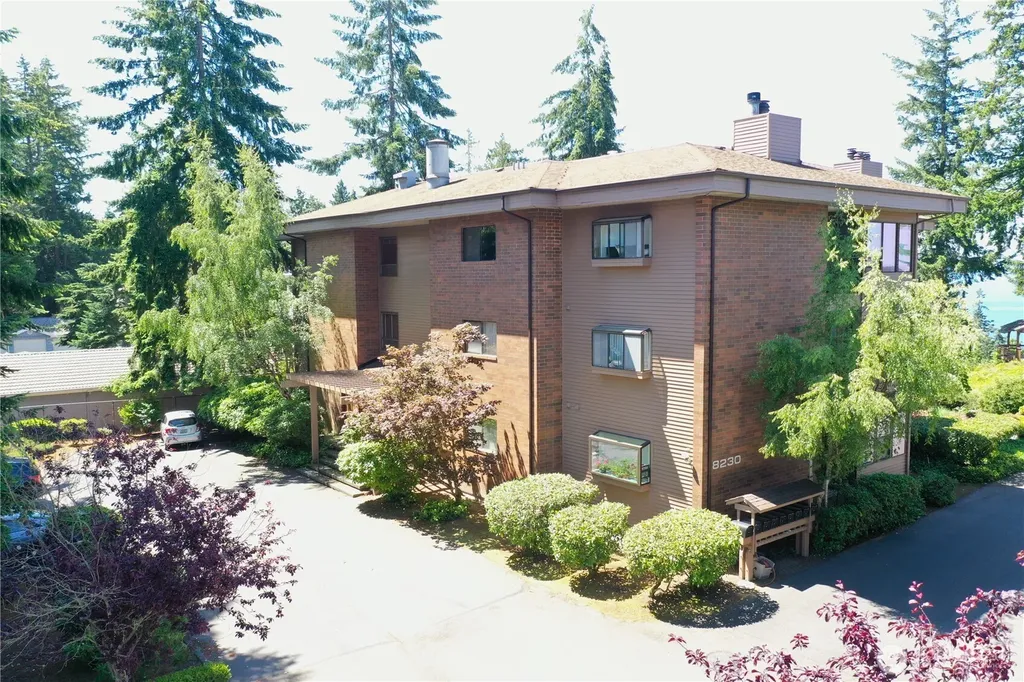 8230 53rd Avenue W Mukilteo WA 98275