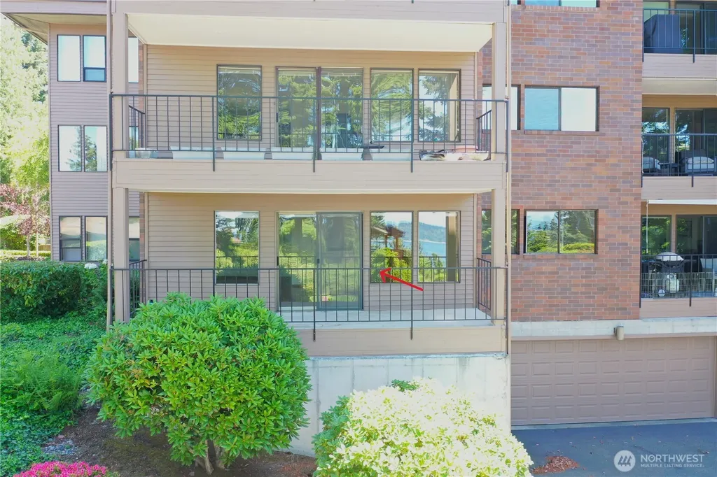 8230 53rd Avenue W Mukilteo WA 98275