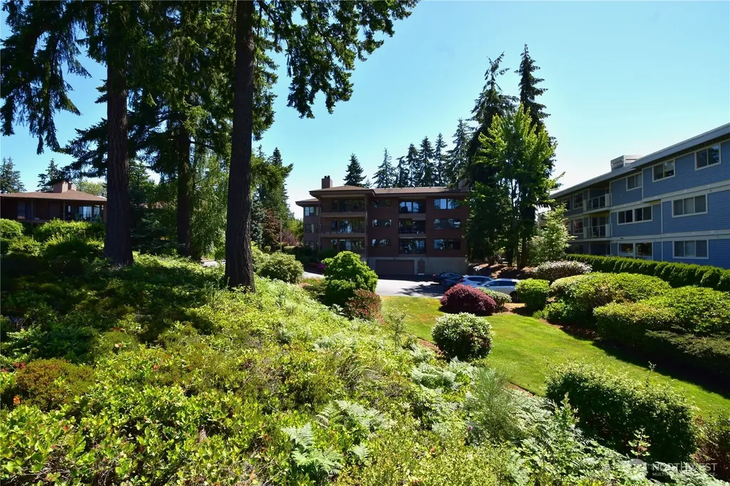 8230 53rd Avenue W Mukilteo WA 98275