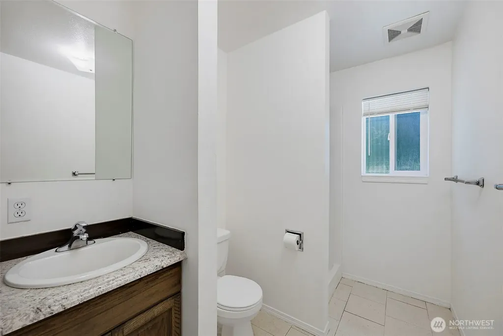20820 127th Avenue E Graham WA 98338