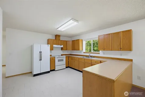 20820 127th Avenue E Graham WA 98338
